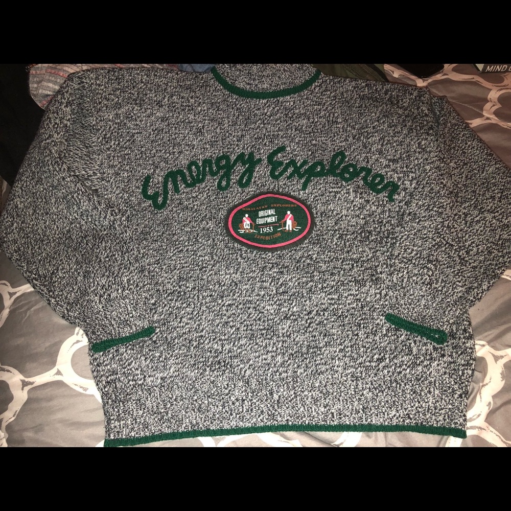 Vintage Moutain Climbing Energy Co. Men sweater
